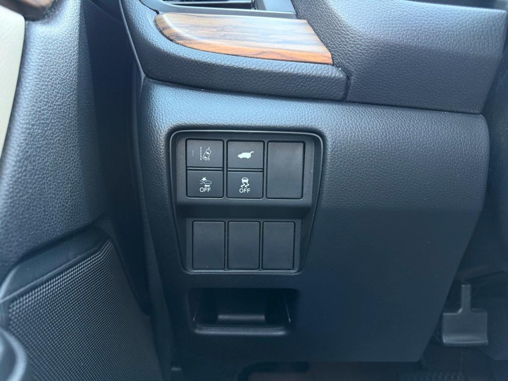 used 2018 Honda CR-V car, priced at $18,978