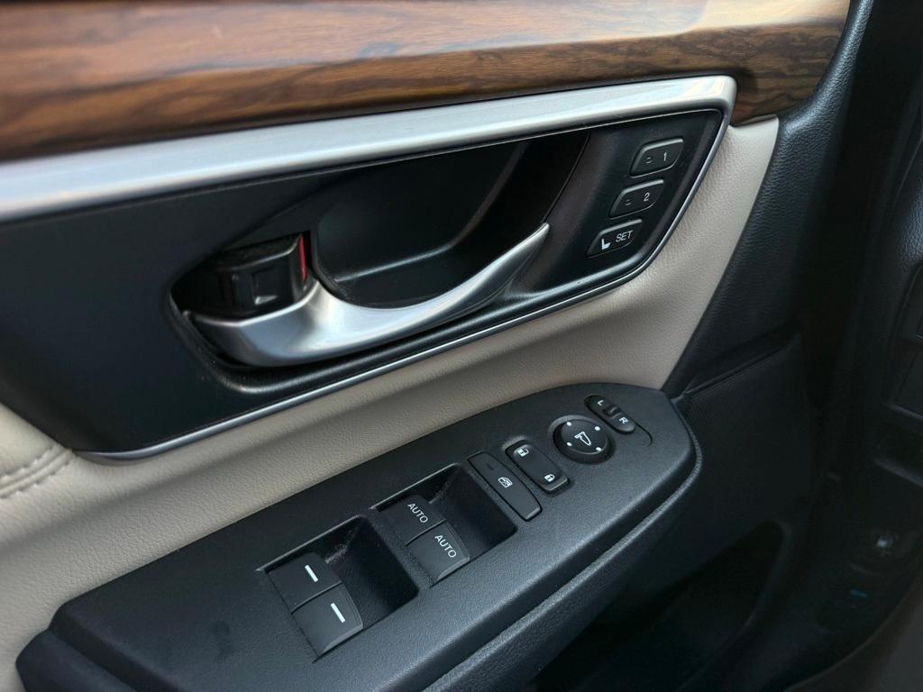 used 2018 Honda CR-V car, priced at $18,978