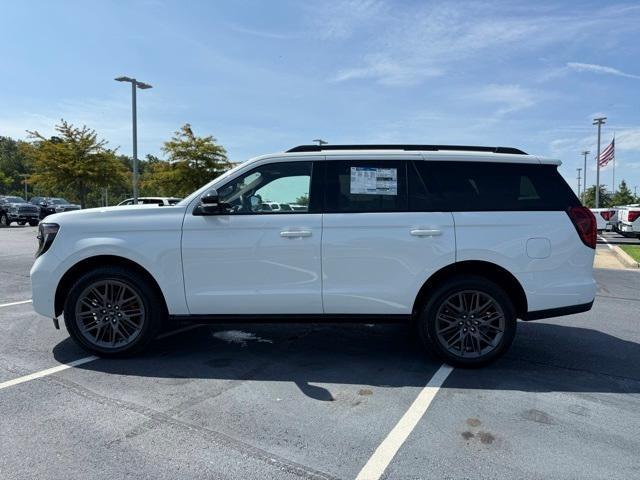 new 2025 Ford Expedition car, priced at $82,970