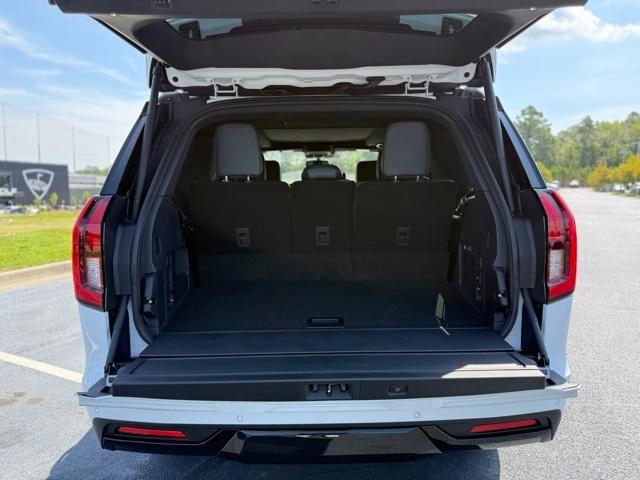 new 2025 Ford Expedition car, priced at $82,970