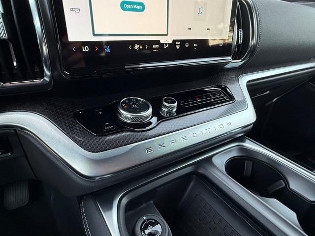 new 2025 Ford Expedition car, priced at $82,970