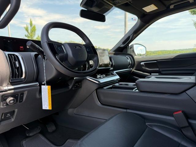new 2025 Ford Expedition car, priced at $82,970