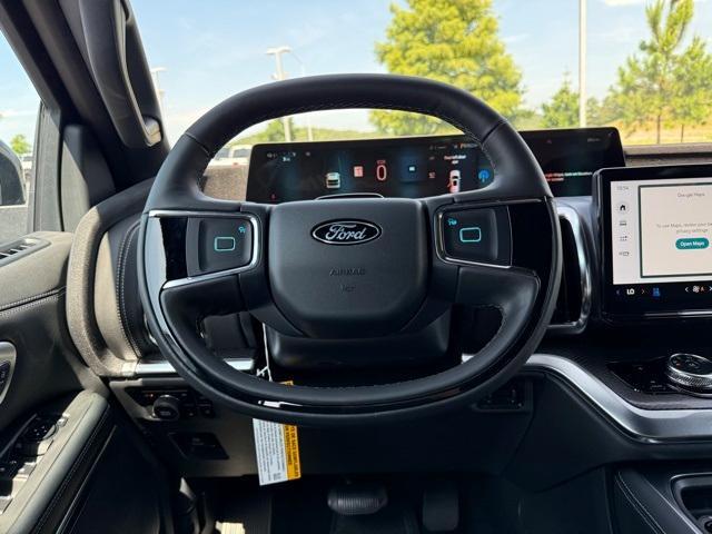 new 2025 Ford Expedition car, priced at $82,970