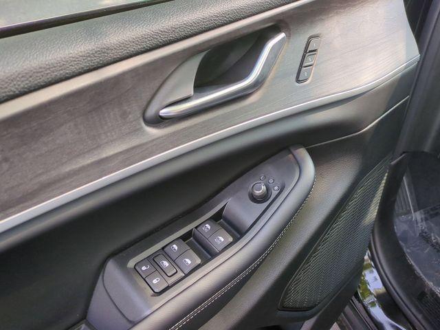 new 2025 Jeep Grand Cherokee L car, priced at $45,199