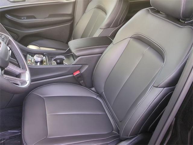 new 2025 Jeep Grand Cherokee L car, priced at $45,199