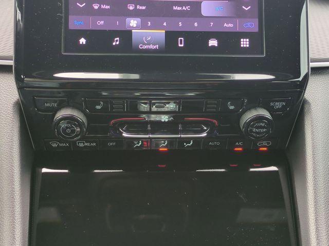new 2025 Jeep Grand Cherokee L car, priced at $40,724