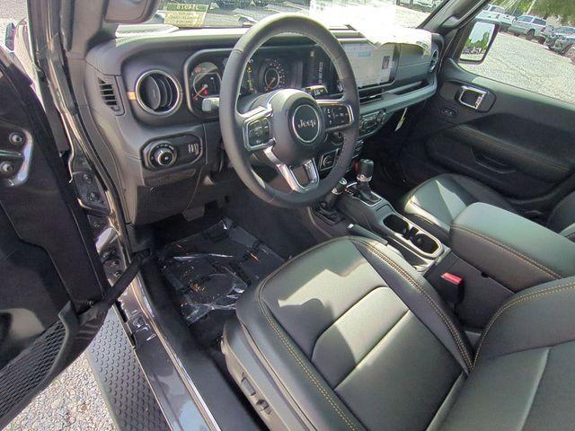 new 2025 Jeep Wrangler car