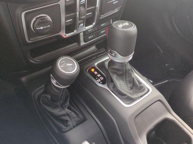 new 2025 Jeep Wrangler car
