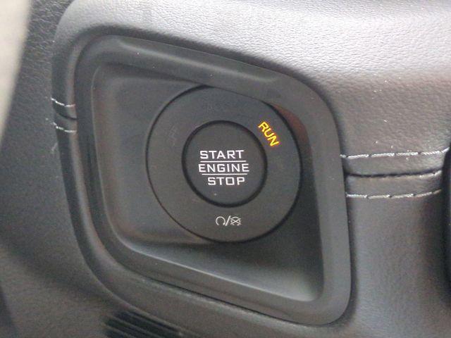 new 2025 Jeep Wrangler car