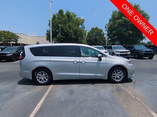 used 2023 Chrysler Pacifica car, priced at $23,942