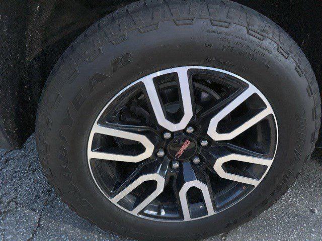 used 2023 GMC Yukon car, priced at $64,490
