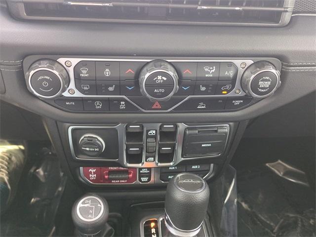 new 2025 Jeep Gladiator car, priced at $48,032