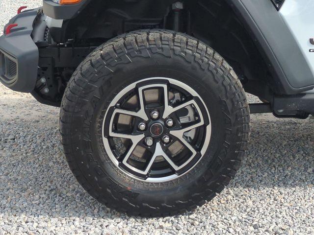 new 2025 Jeep Gladiator car, priced at $47,345