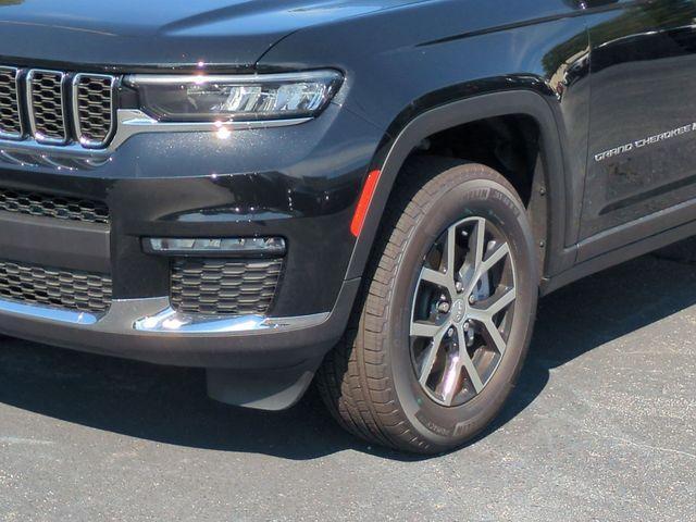 new 2025 Jeep Grand Cherokee L car, priced at $44,224