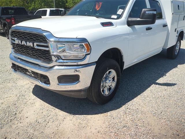 new 2024 Ram 3500 car, priced at $75,205