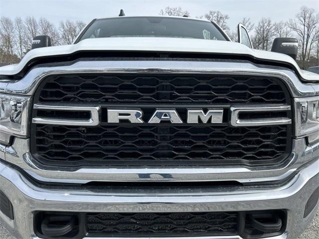 new 2024 Ram 3500 car, priced at $62,801