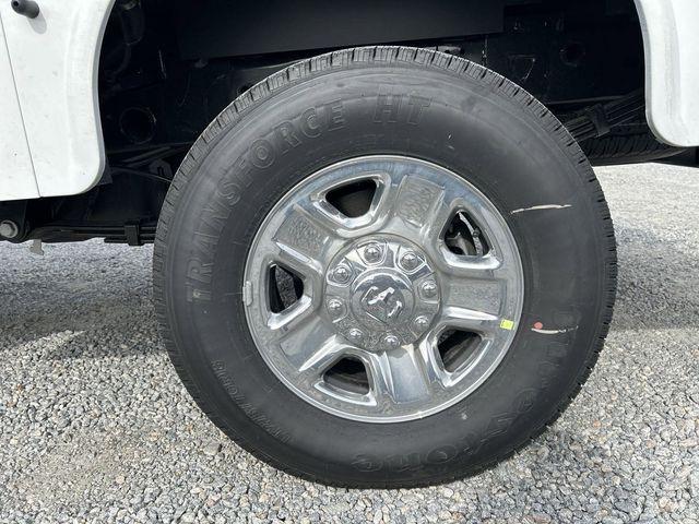 new 2024 Ram 3500 car, priced at $62,801