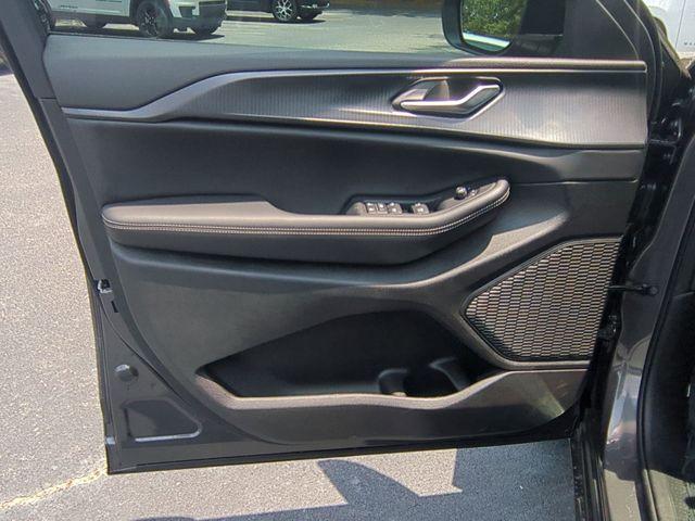 new 2025 Jeep Grand Cherokee L car, priced at $41,301