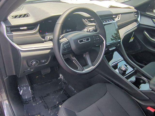 new 2025 Jeep Grand Cherokee L car, priced at $41,301