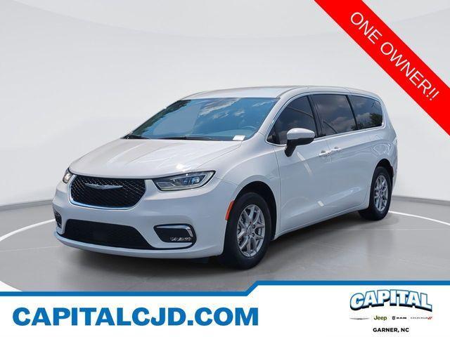 used 2023 Chrysler Pacifica car, priced at $23,791