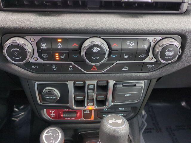 new 2025 Jeep Wrangler car, priced at $43,683