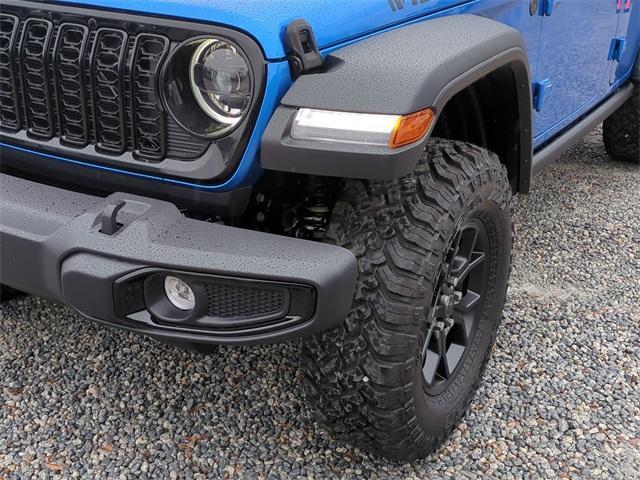 new 2025 Jeep Wrangler car, priced at $47,617