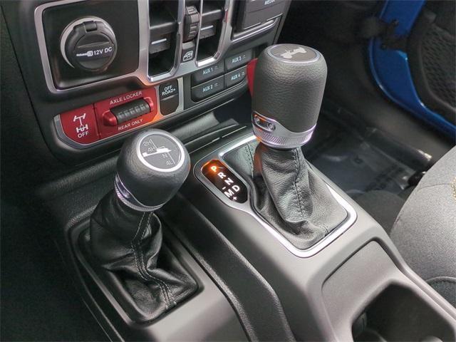 new 2025 Jeep Wrangler car, priced at $47,617