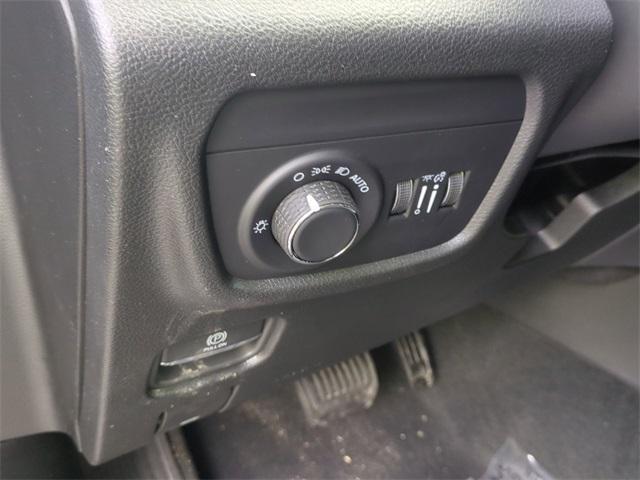new 2025 Jeep Grand Cherokee car, priced at $45,045