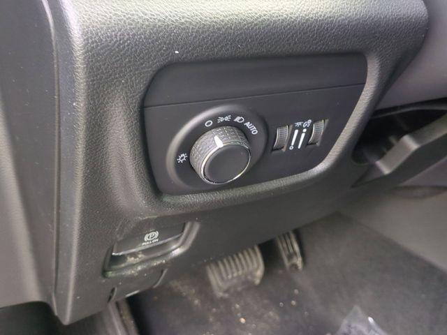 new 2025 Jeep Grand Cherokee car, priced at $40,624