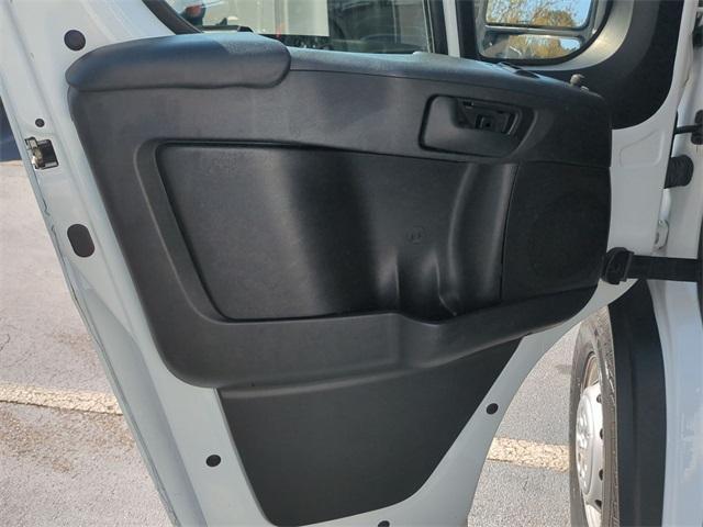 used 2023 Ram ProMaster 2500 car, priced at $31,322