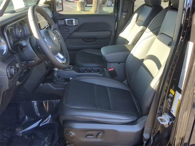 new 2025 Jeep Wrangler car, priced at $56,118