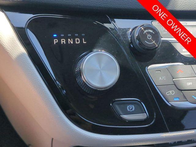 used 2023 Chrysler Pacifica car, priced at $23,542