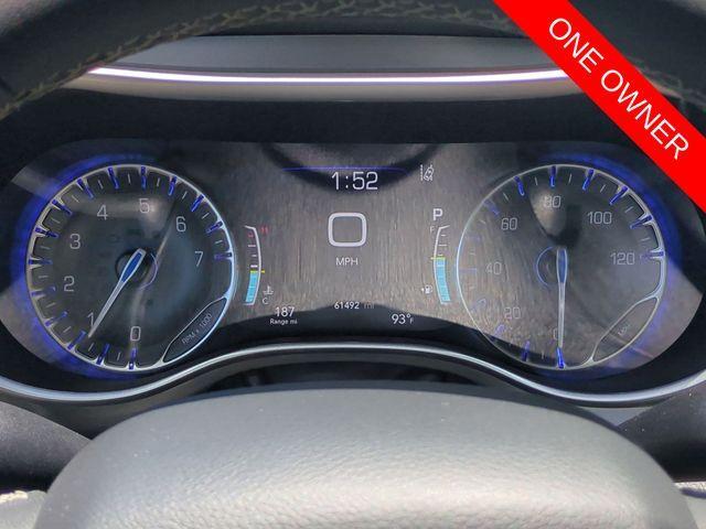 used 2023 Chrysler Pacifica car, priced at $23,542