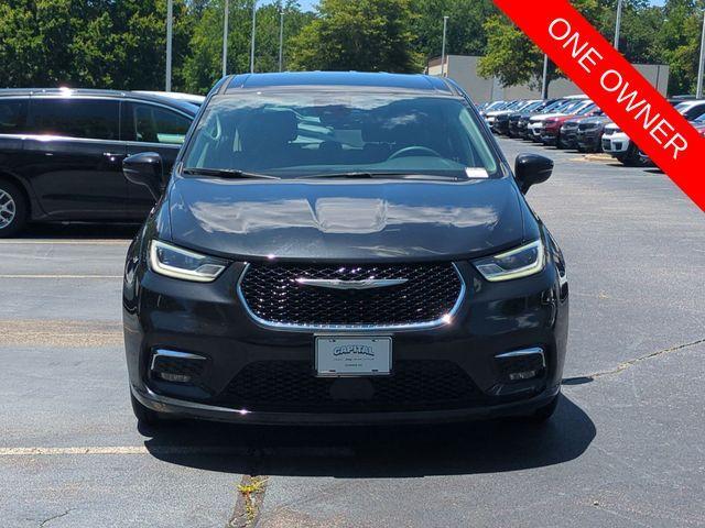 used 2023 Chrysler Pacifica car, priced at $23,542