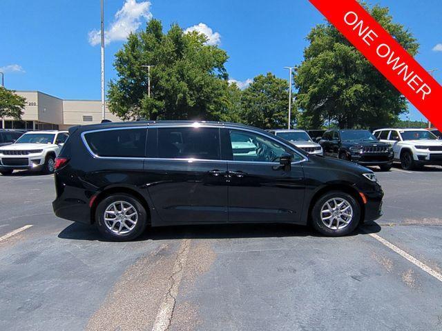used 2023 Chrysler Pacifica car, priced at $23,542