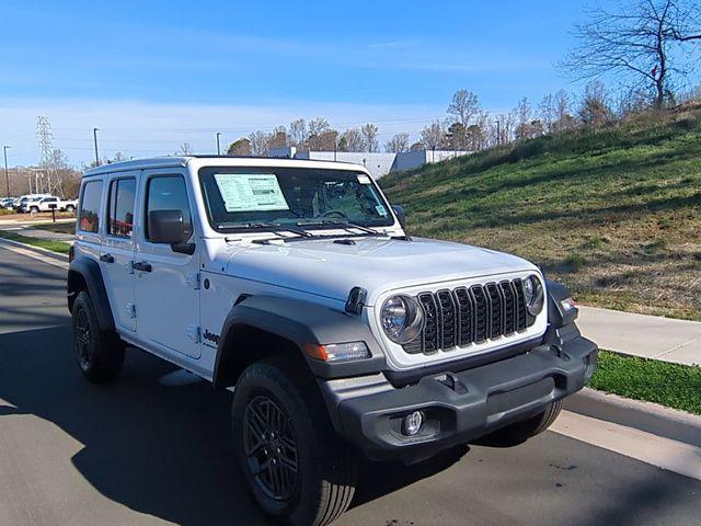 new 2025 Jeep Wrangler car, priced at $43,095