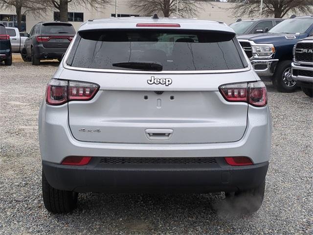 new 2024 Jeep Compass car, priced at $24,995