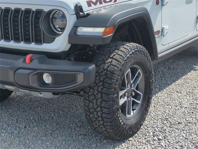 new 2025 Jeep Gladiator car, priced at $48,165