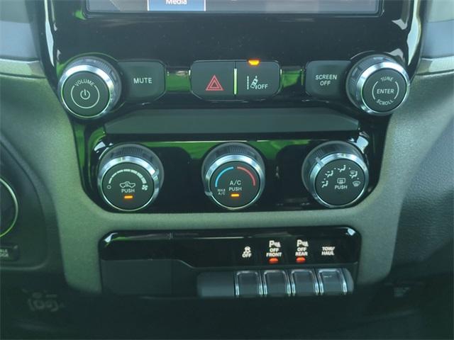 new 2025 Ram 1500 car, priced at $46,318