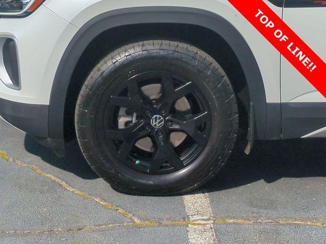used 2024 Volkswagen Atlas car, priced at $42,222