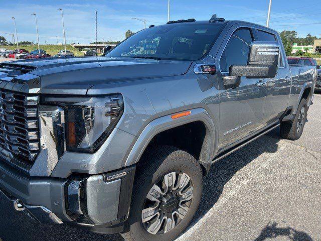 used 2025 GMC Sierra 2500 car, priced at $81,640