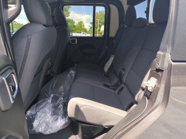 new 2024 Jeep Gladiator car, priced at $36,962