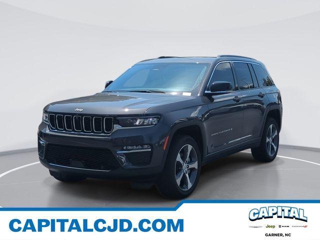 new 2025 Jeep Grand Cherokee car, priced at $48,772