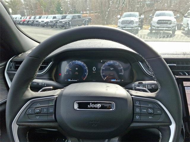 new 2025 Jeep Grand Cherokee car, priced at $51,178