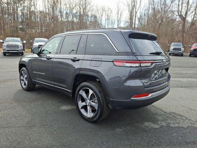 new 2025 Jeep Grand Cherokee car, priced at $50,110