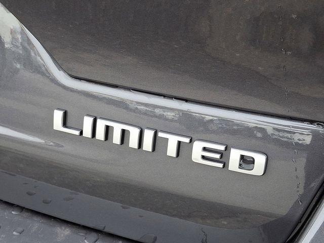 new 2025 Jeep Grand Cherokee car, priced at $50,110