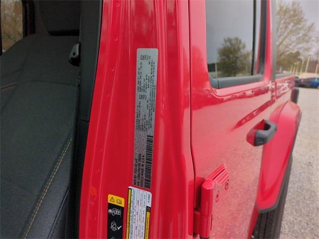 new 2024 Jeep Gladiator car, priced at $47,199