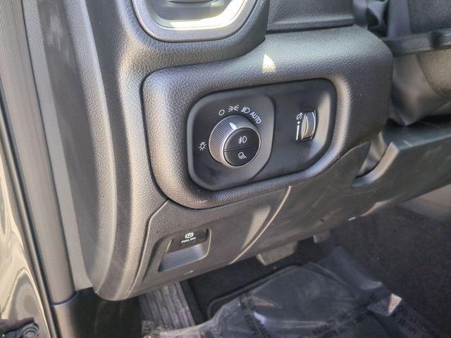 new 2025 Ram 1500 car, priced at $47,942