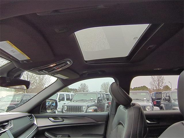 new 2025 Jeep Grand Cherokee L car, priced at $44,830