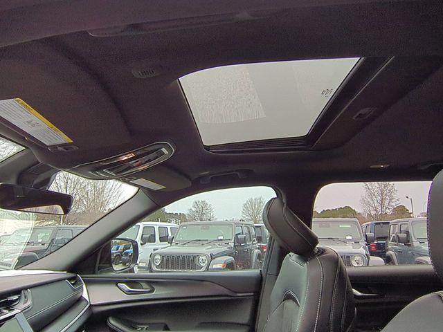 new 2025 Jeep Grand Cherokee L car, priced at $44,830